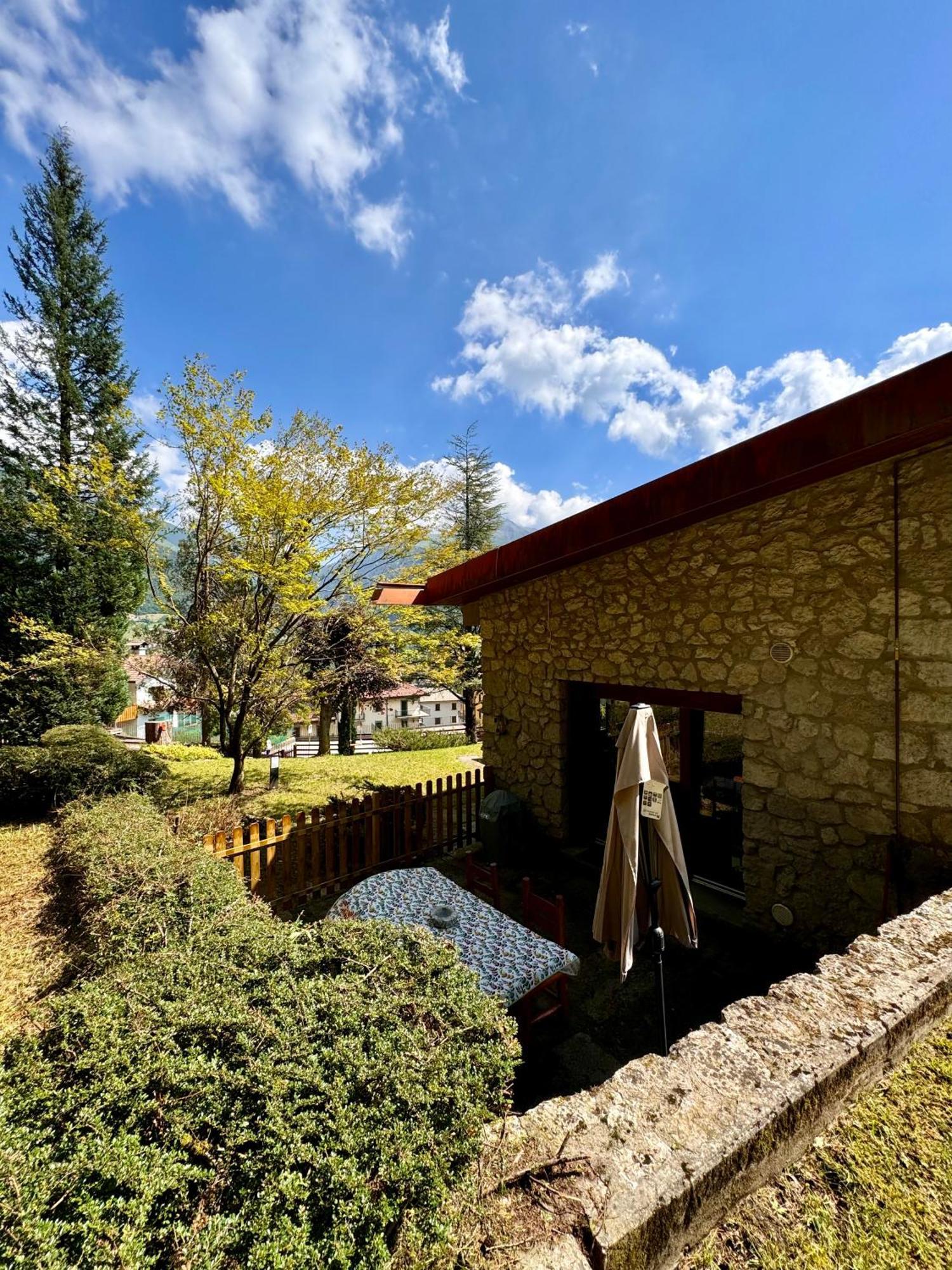 Villa Drago Chalet Oltre il Colle Luaran gambar