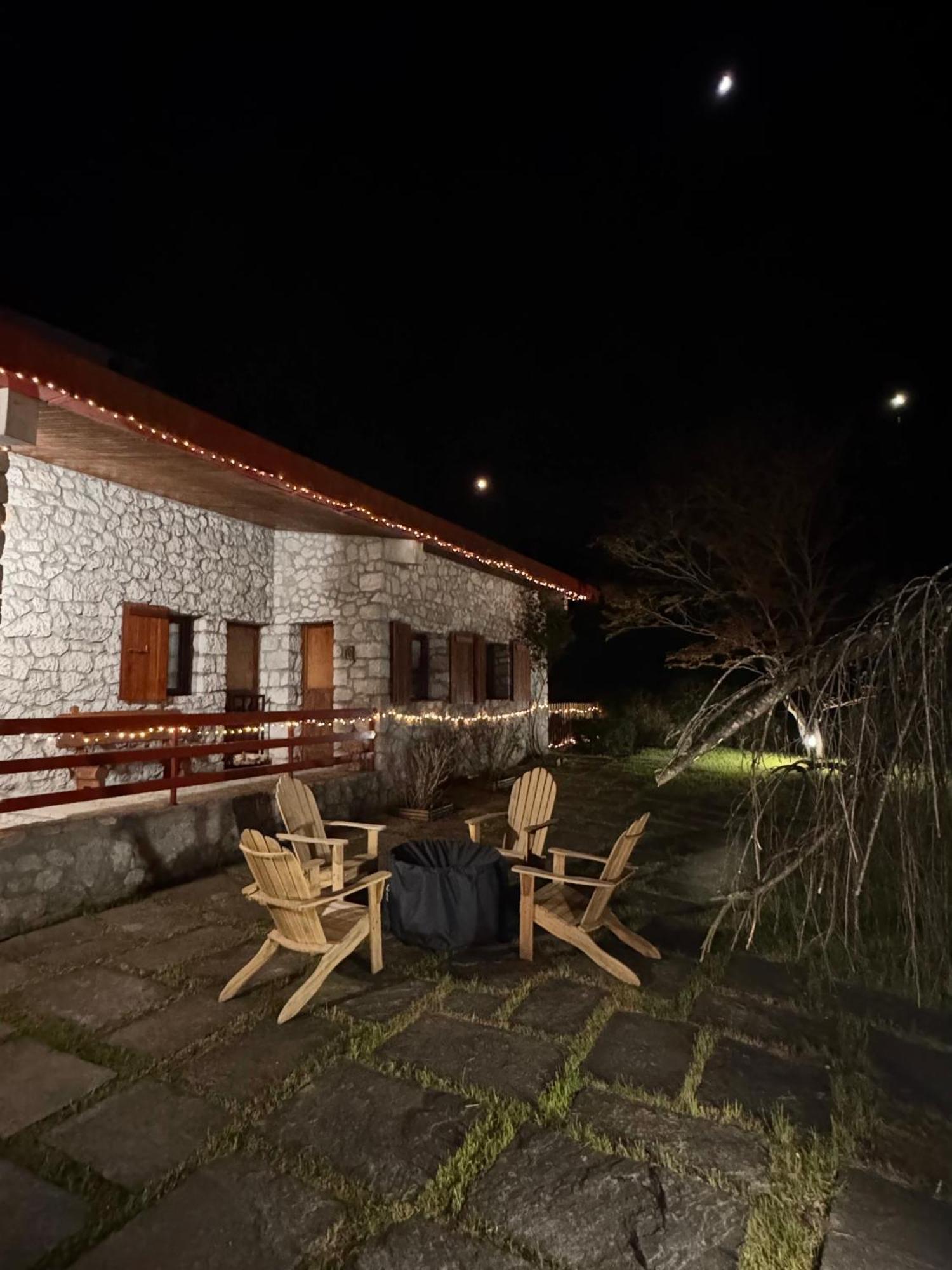 Villa Drago Chalet Oltre il Colle Luaran gambar